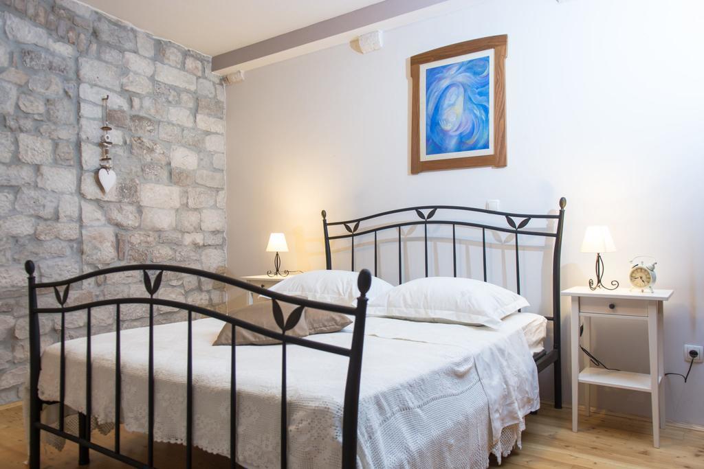 Apartment Capo Residence - Old Town - Parking Trogir Dış mekan fotoğraf