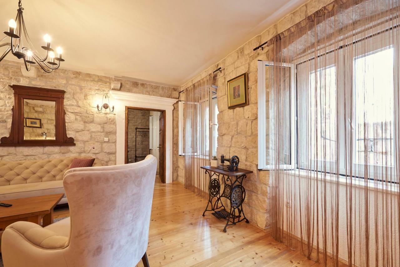 Apartment Capo Residence - Old Town - Parking Trogir Dış mekan fotoğraf