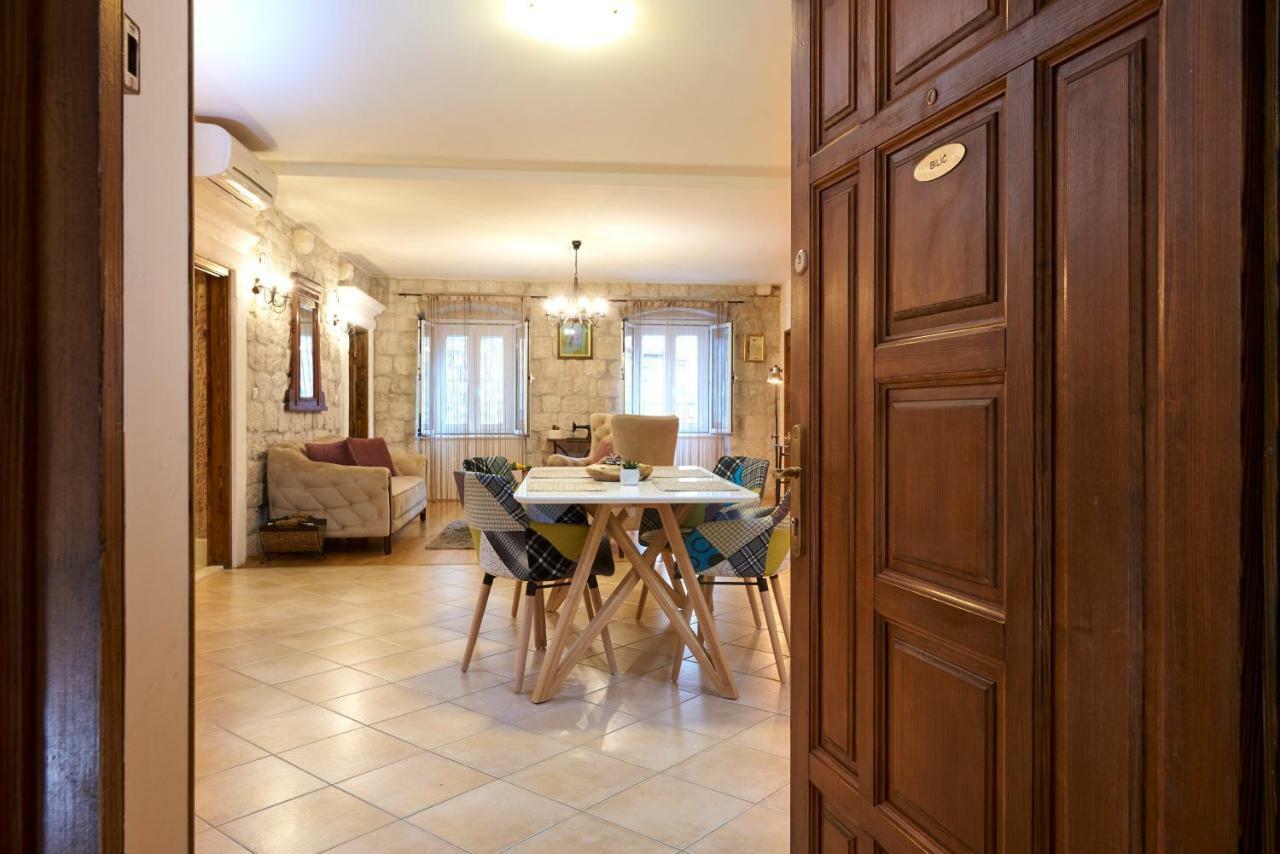 Apartment Capo Residence - Old Town - Parking Trogir Dış mekan fotoğraf