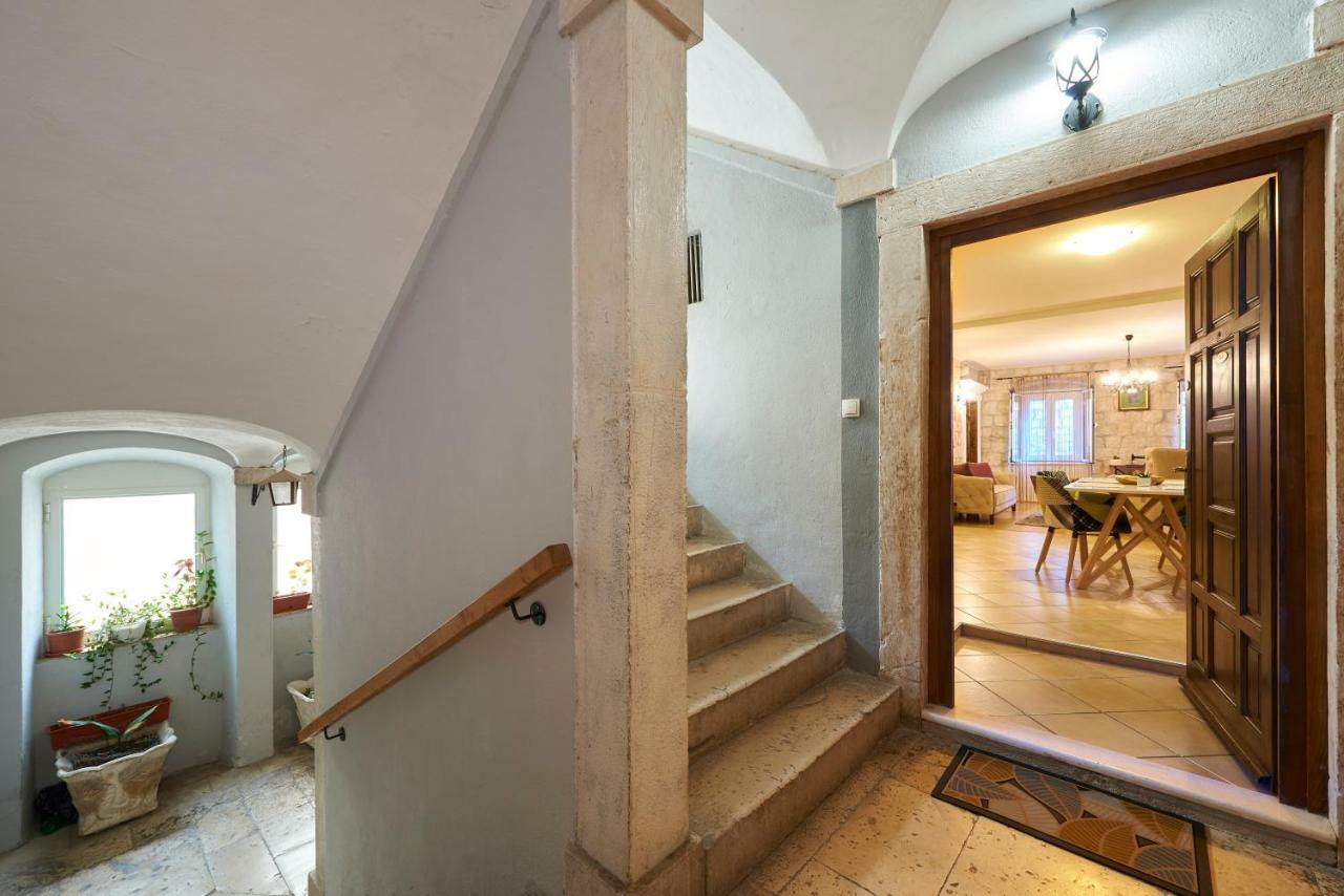 Apartment Capo Residence - Old Town - Parking Trogir Dış mekan fotoğraf